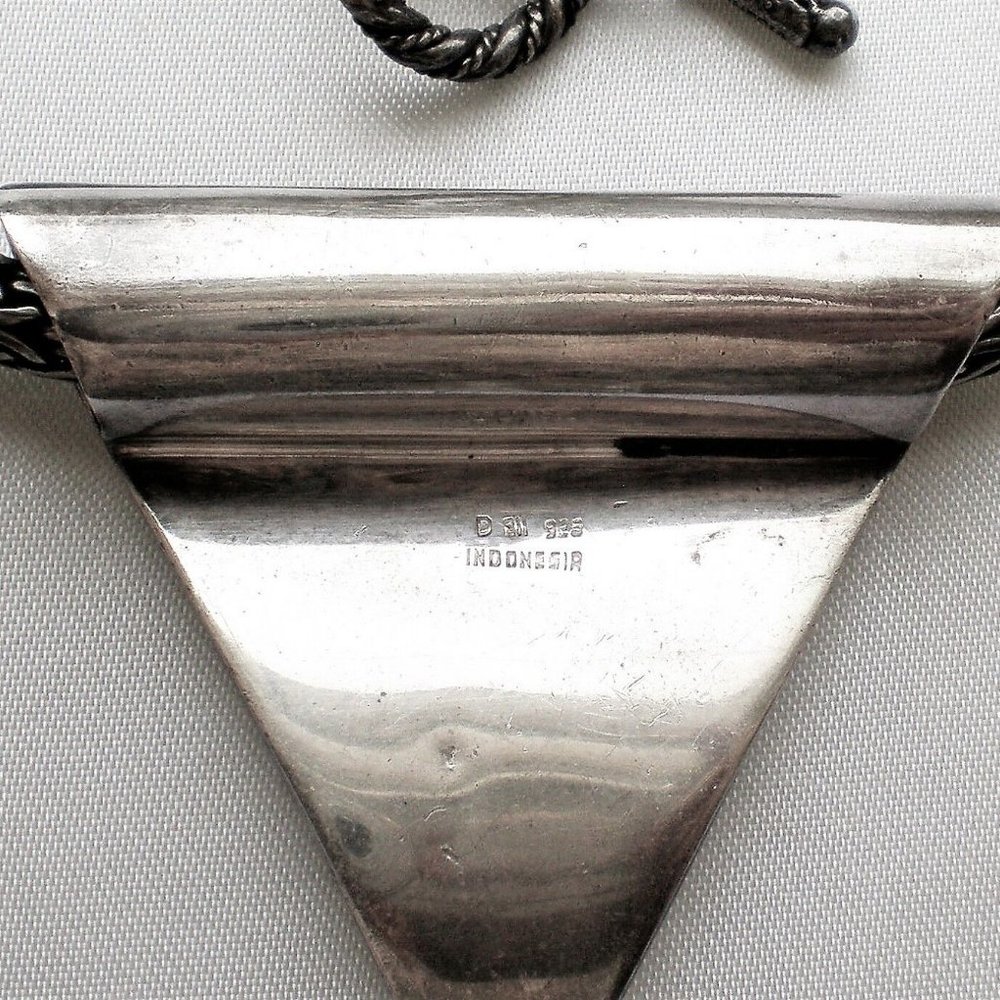 Indonesia Designer Sterling Silver Triangle Pendant Wheat Necklace Chain 101 g. - Picture 8 of 9